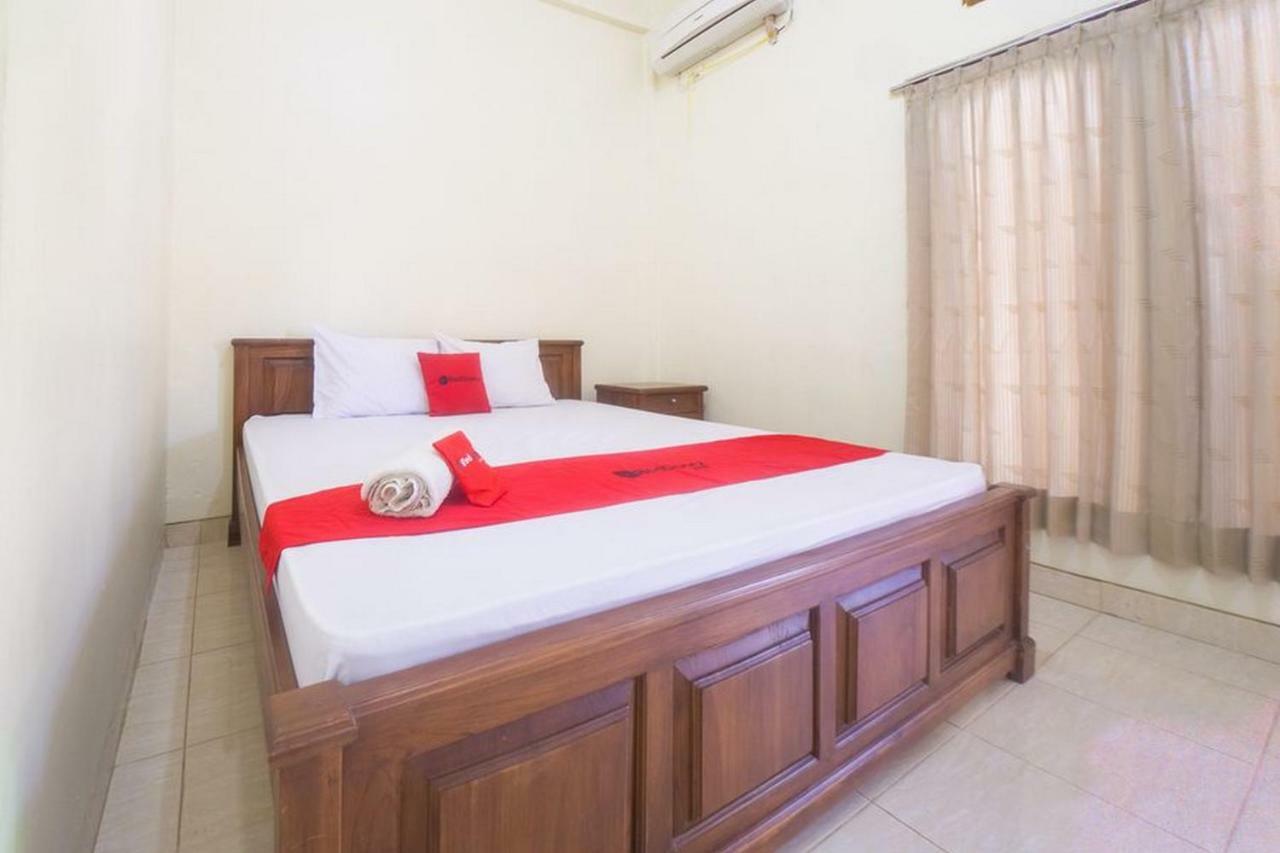 RedDoorz near Nusa Cendana University Kupang  Esterno foto