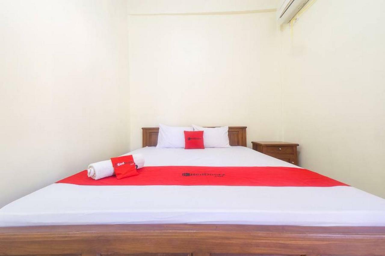 RedDoorz near Nusa Cendana University Kupang  Esterno foto